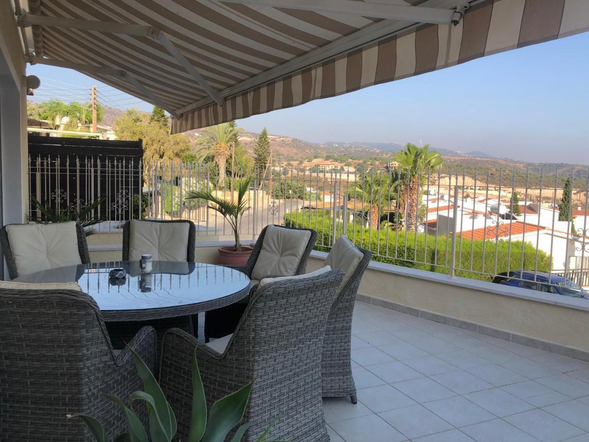 Peyia Palm Villa Paphos Extérieur photo